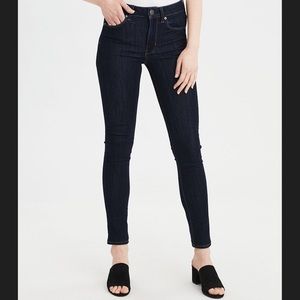 NWOT AE Hi-Rise Skinny Jeans
